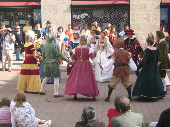 Les Fêtes du Roi de l'Oiseau : vivez à l'époque Renaissance au Puy-en-Velay ( 12-16 septembre 2012)
