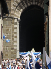 Le 15 Août, une manifestation unique de beauté et de foi.