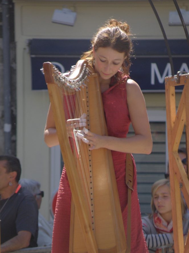 Des fêtes Renaissances unique en France, un festival de beauté pour les yeux et les oreilles! Mention spéciale aux Carillonneurs !