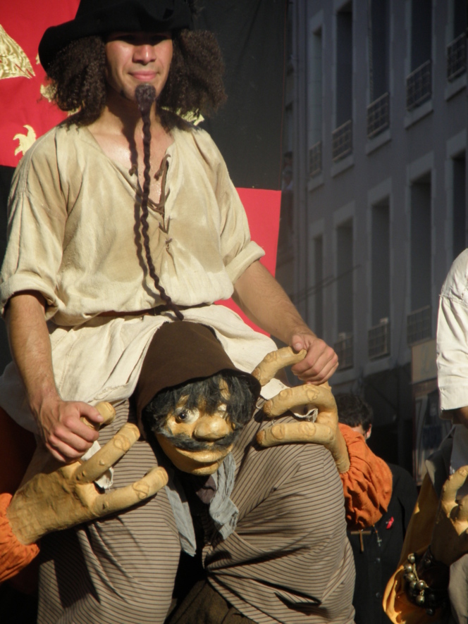 Fêtes Renaissances : le défilé, portraits, ambiance et joie de vivre ! Cinquième série de  photos.