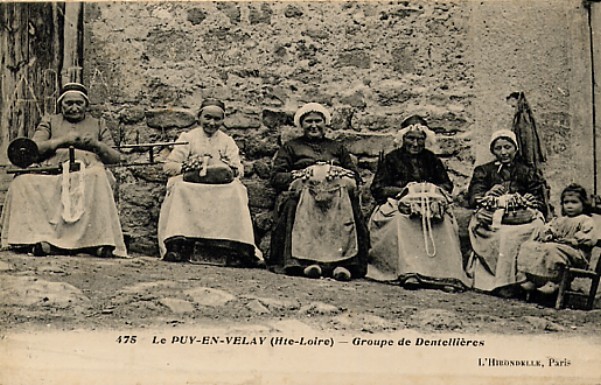 Lacebook.net : un magasin de dentelles en ligne, ou bien en réel au Puy! Lacebook.net : un magasin de dentelles en ligne, ou bien en réel au Puy!