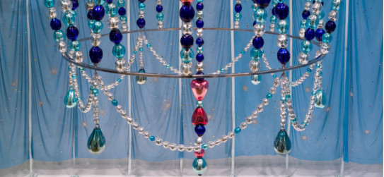 Exposition Jean-Michel Othoniel, Hôtel Dieu du Puy-en-Velay Exposition Jean-Michel Othoniel, Hôtel Dieu du Puy-en-Velay