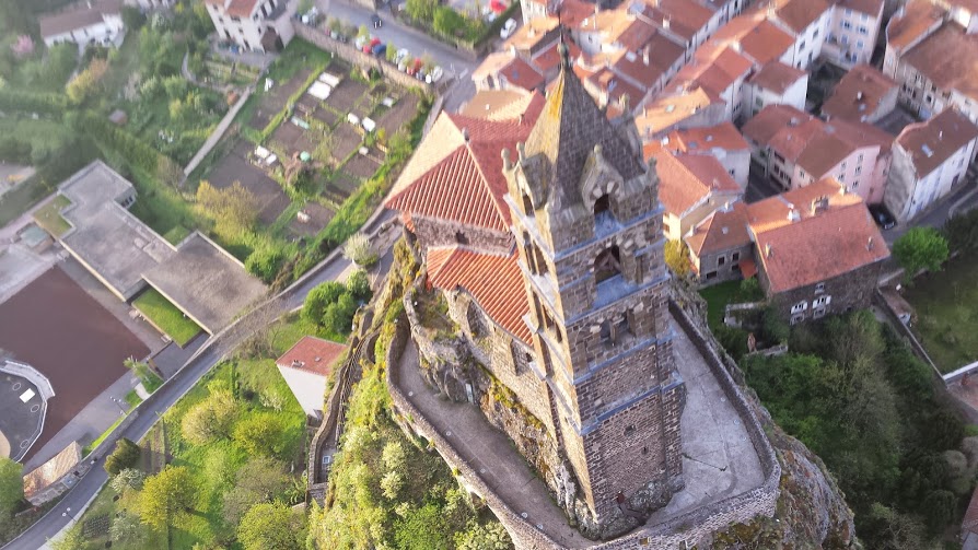 Le Puy en Velay en Montgolfière, 1)