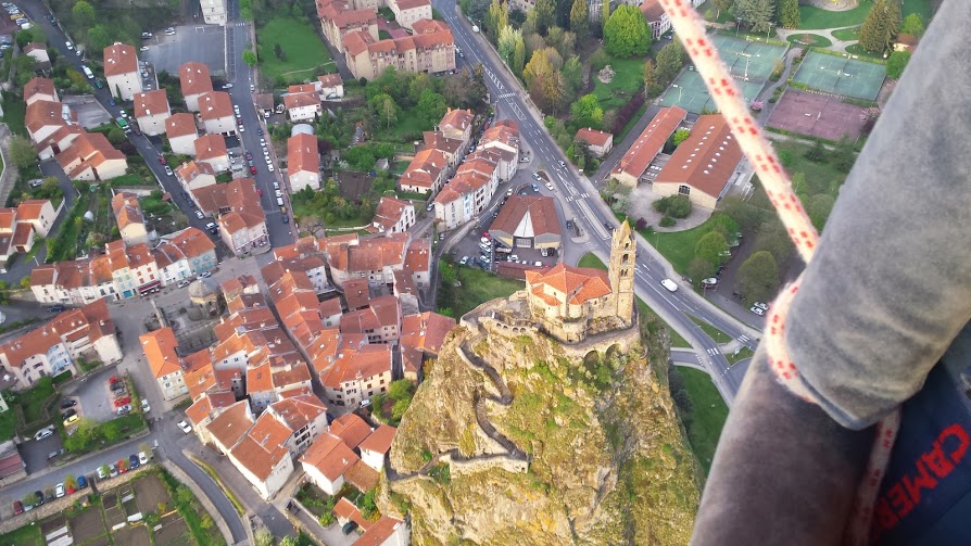 Le Puy en Velay en Montgolfière, 1)